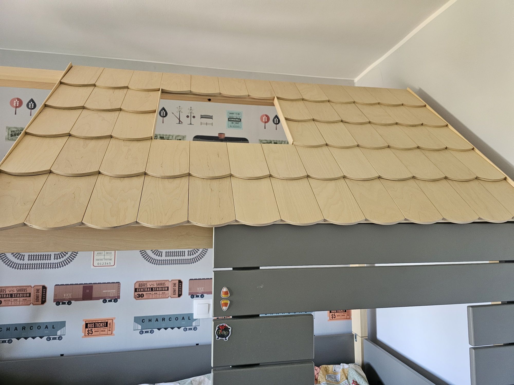 Łóżko 90x200 dziecięce lite drewno, stan prawie idelany