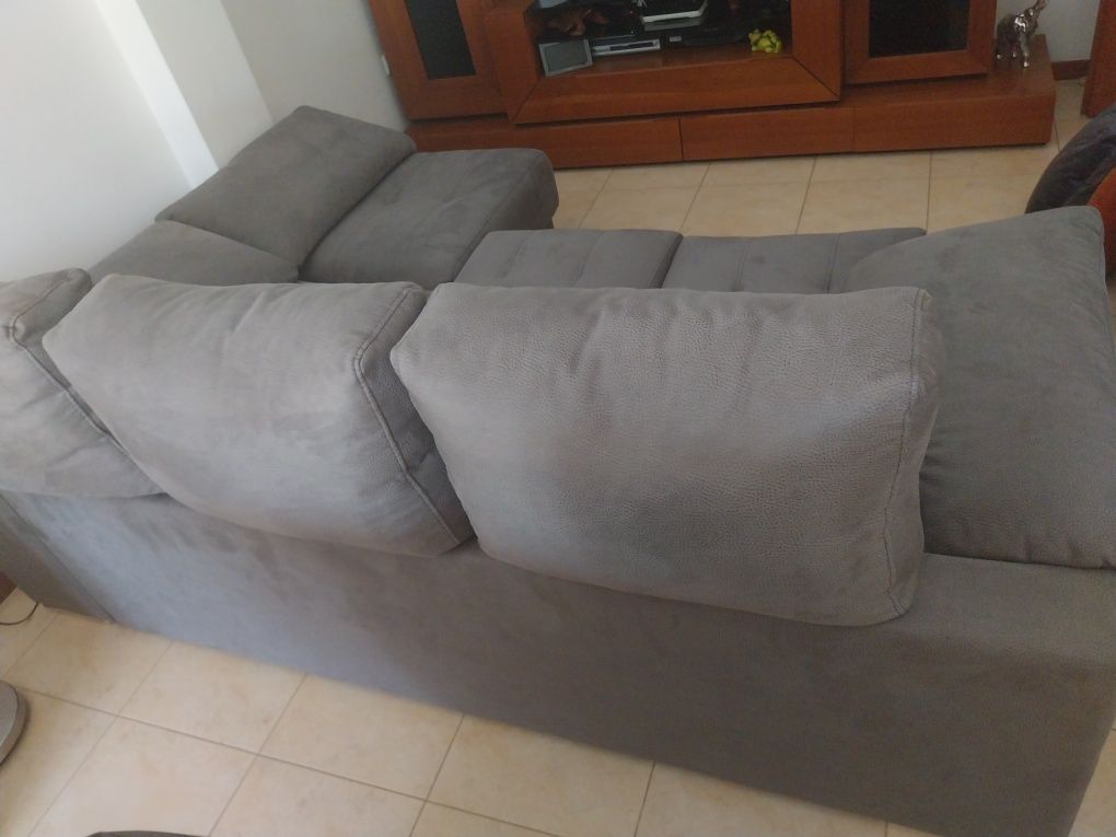 Vendo sofá cinzento
