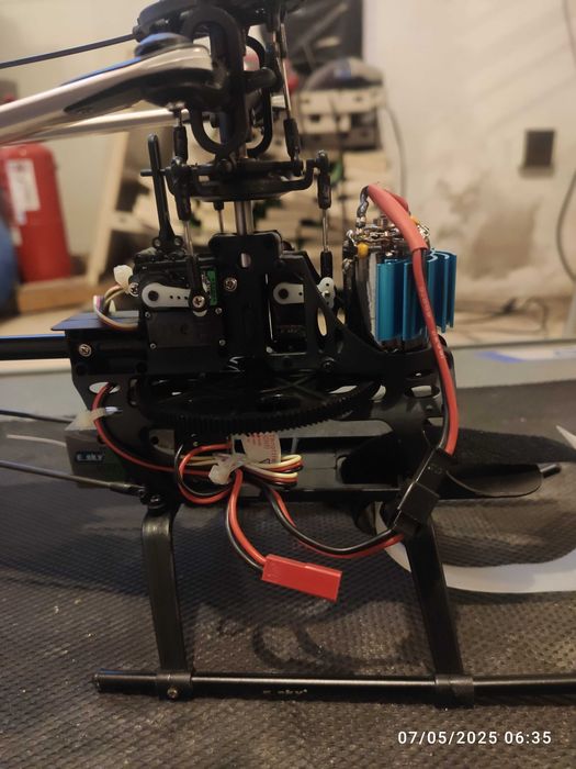 Helicoptero Honey Bee CP 3 para peças