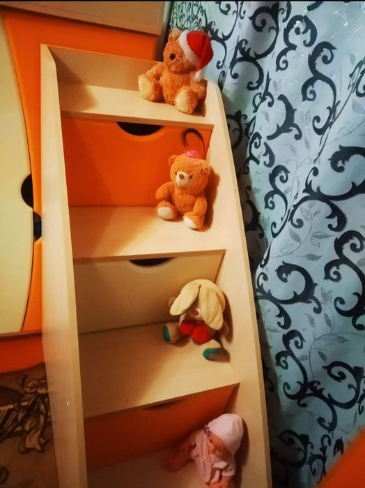 Дитяча просторна стінка