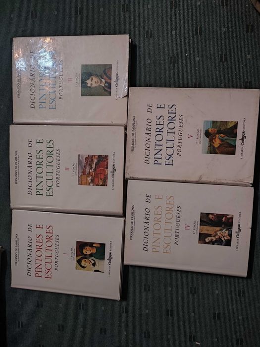 Dicionário de Pintores e Escultores Portugueses - 5 Volumes