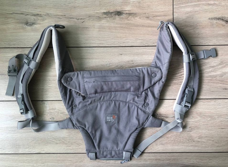 Хіпсіт Love carry baby carrier 6 в 1 сірого кольору.