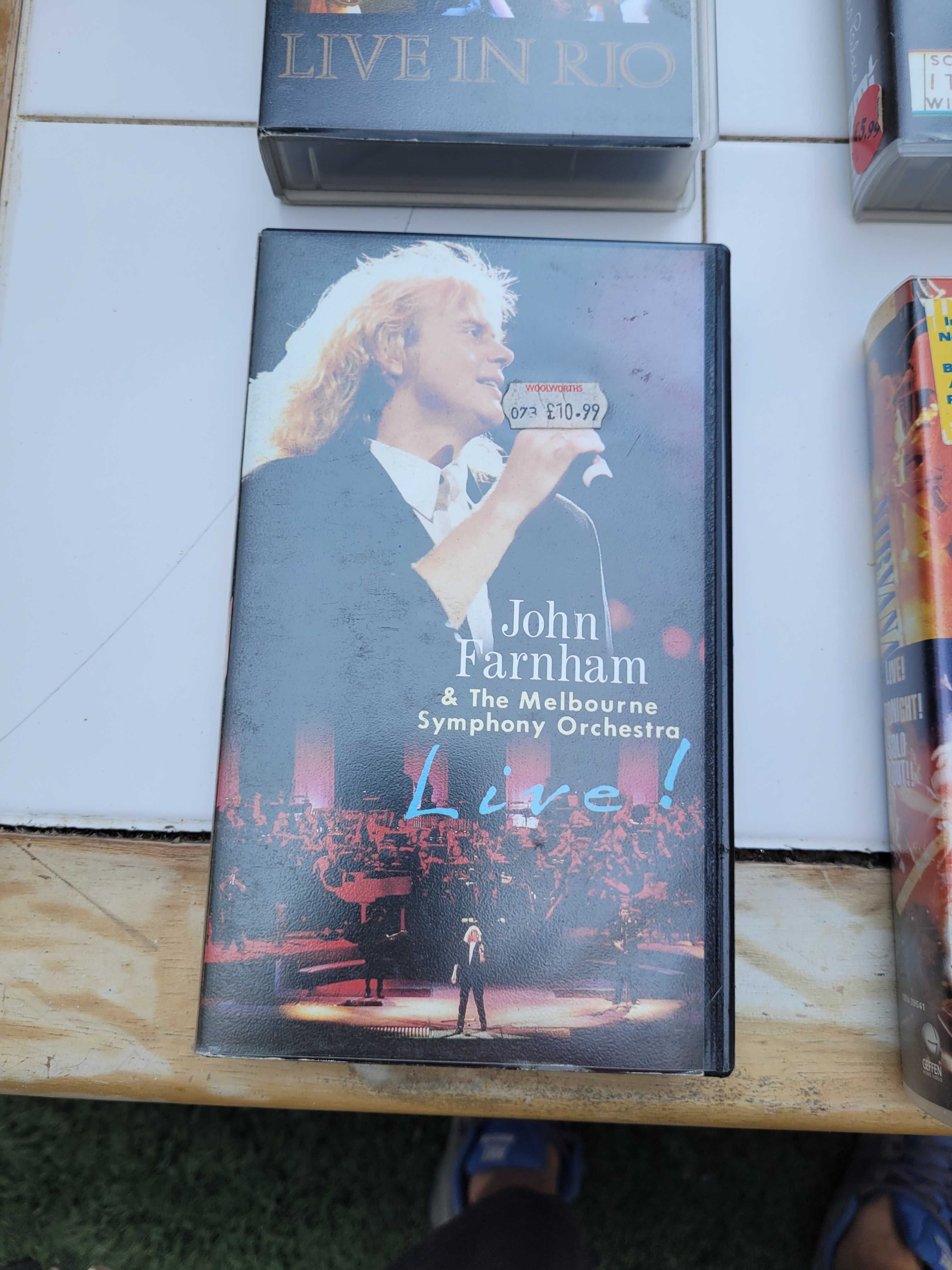 7 Cassetes VHS Concerto Musica Queen Nirvana Elton John