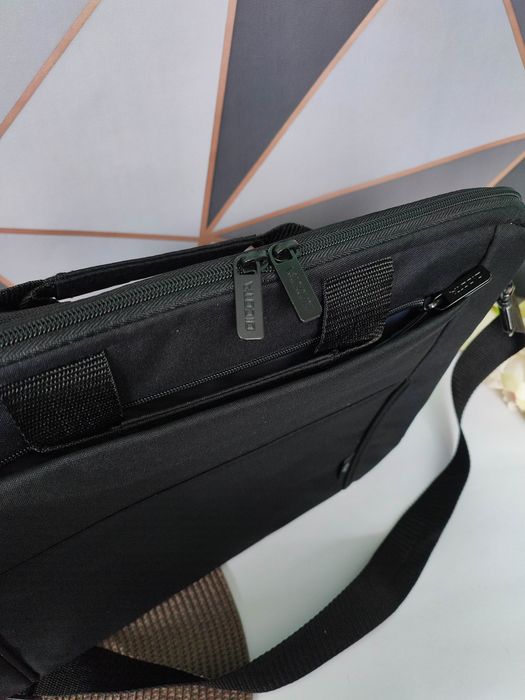 Сумка для ноутбука Dicota