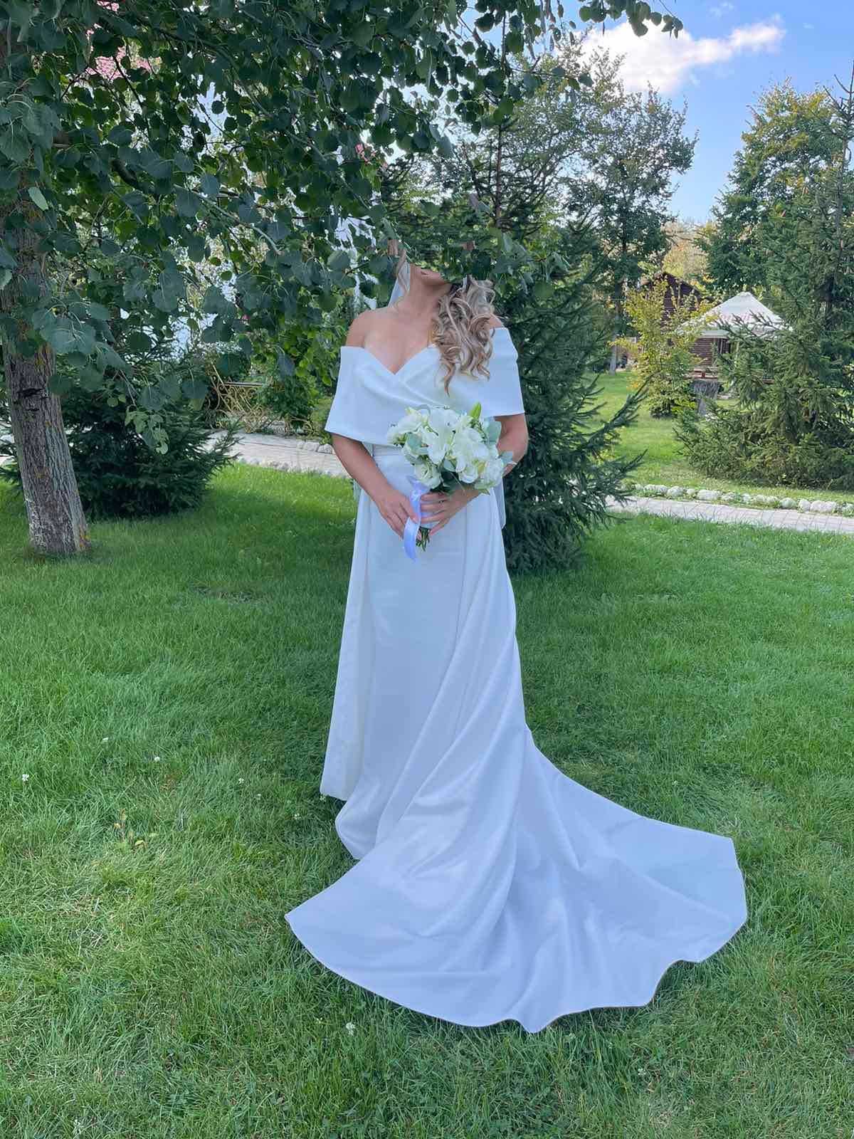 Весільна сукня, 46 р