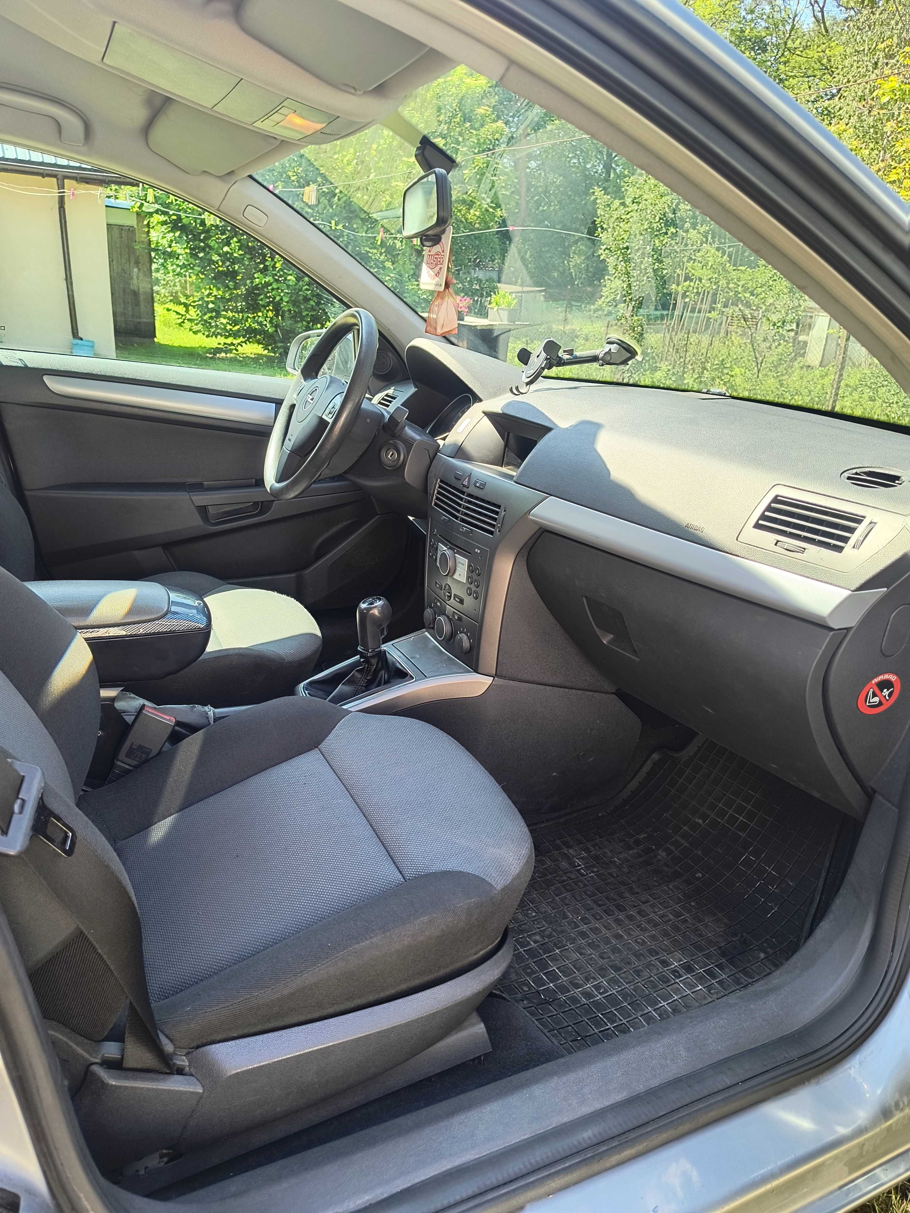 Opel astra h kombi 1.6 Twinport