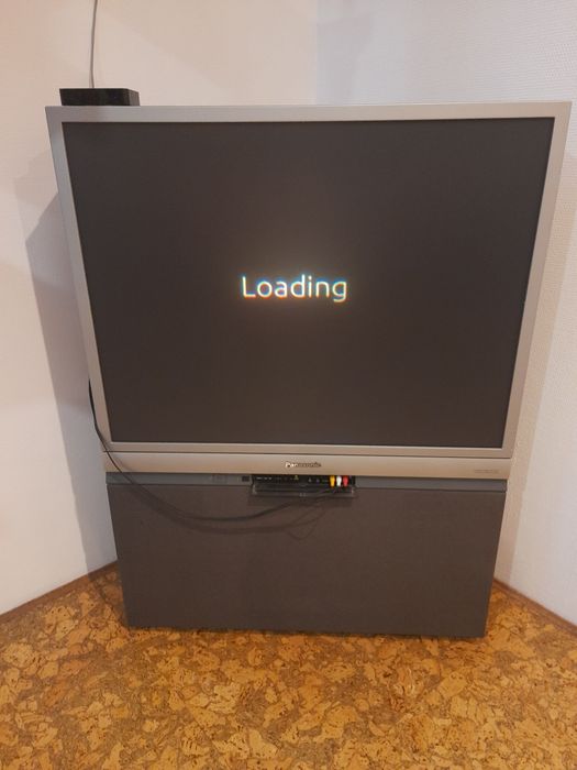 Срочно!!! Проекционный рабочий телевизор Panasonic