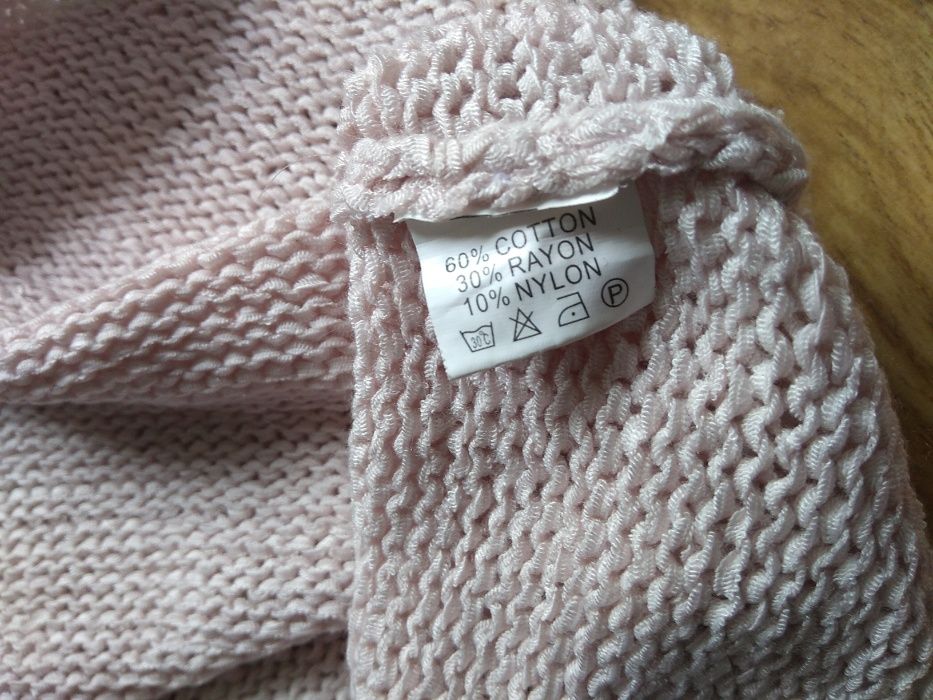 Sweterek rozm. M/L
