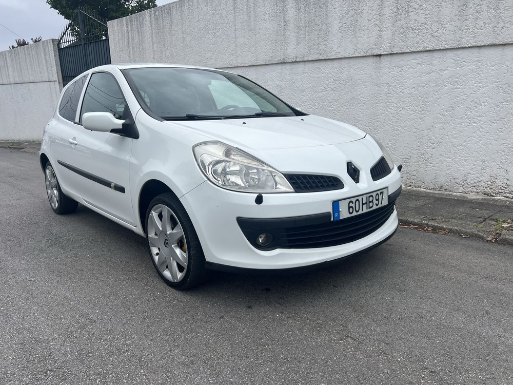 Renault clio 2 lugares 1.5 dci 70CV 12/2008