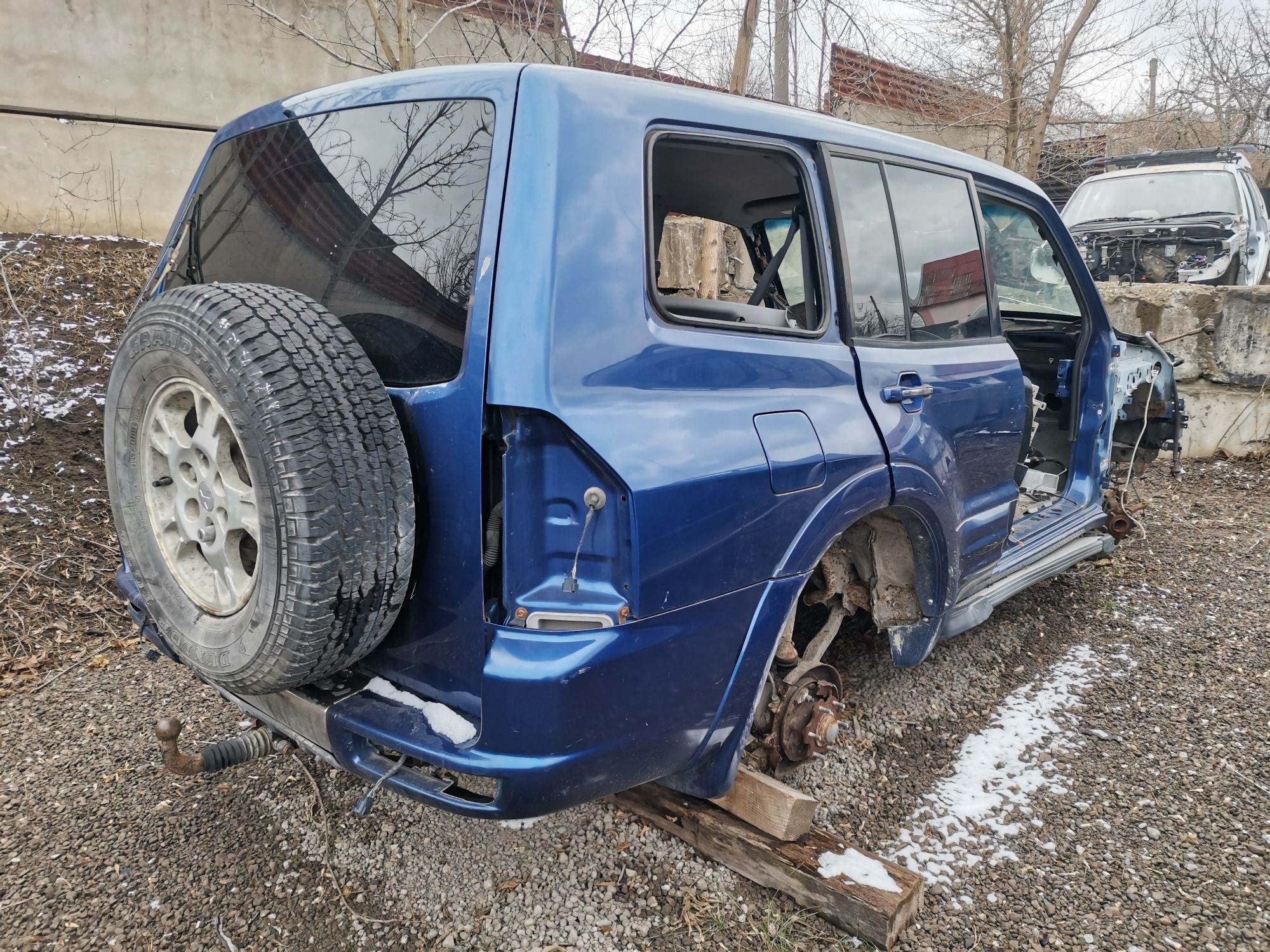 Автозапчасти разборка mitsubishi pajero wagon 3 2000-2006 Паджеро 3