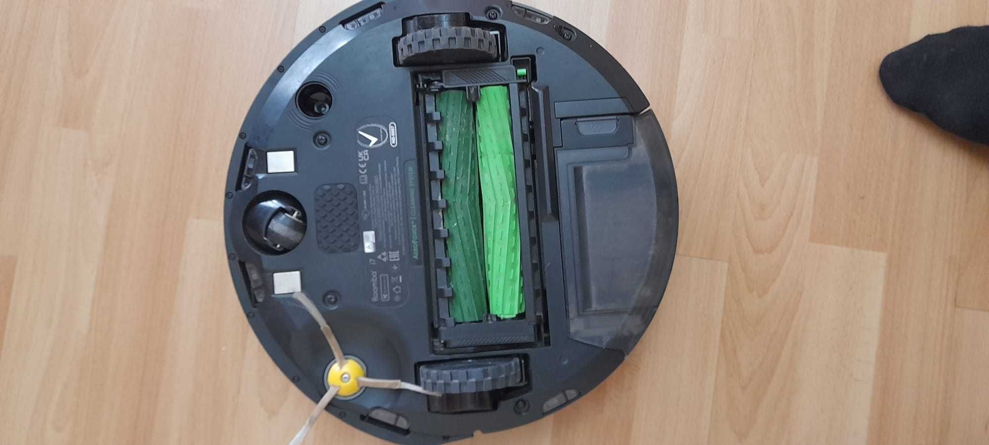 Robot Roomba i7 używany