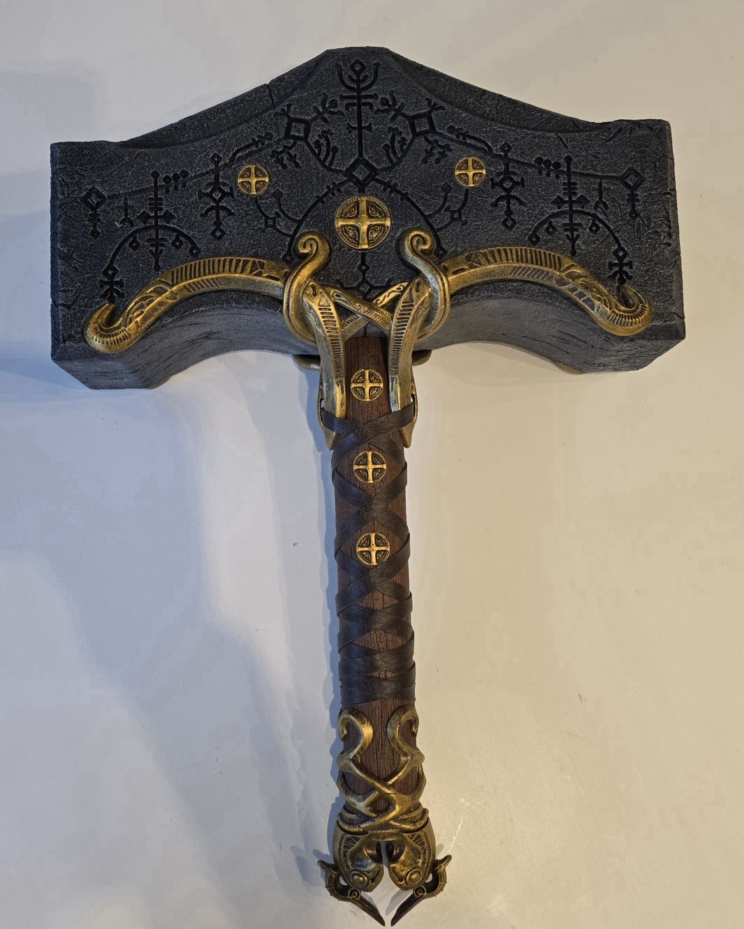 God of War Ragnarok Młot Thora Mjolnir