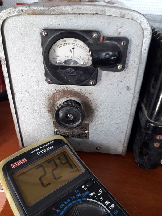 Стабілізатор напруги