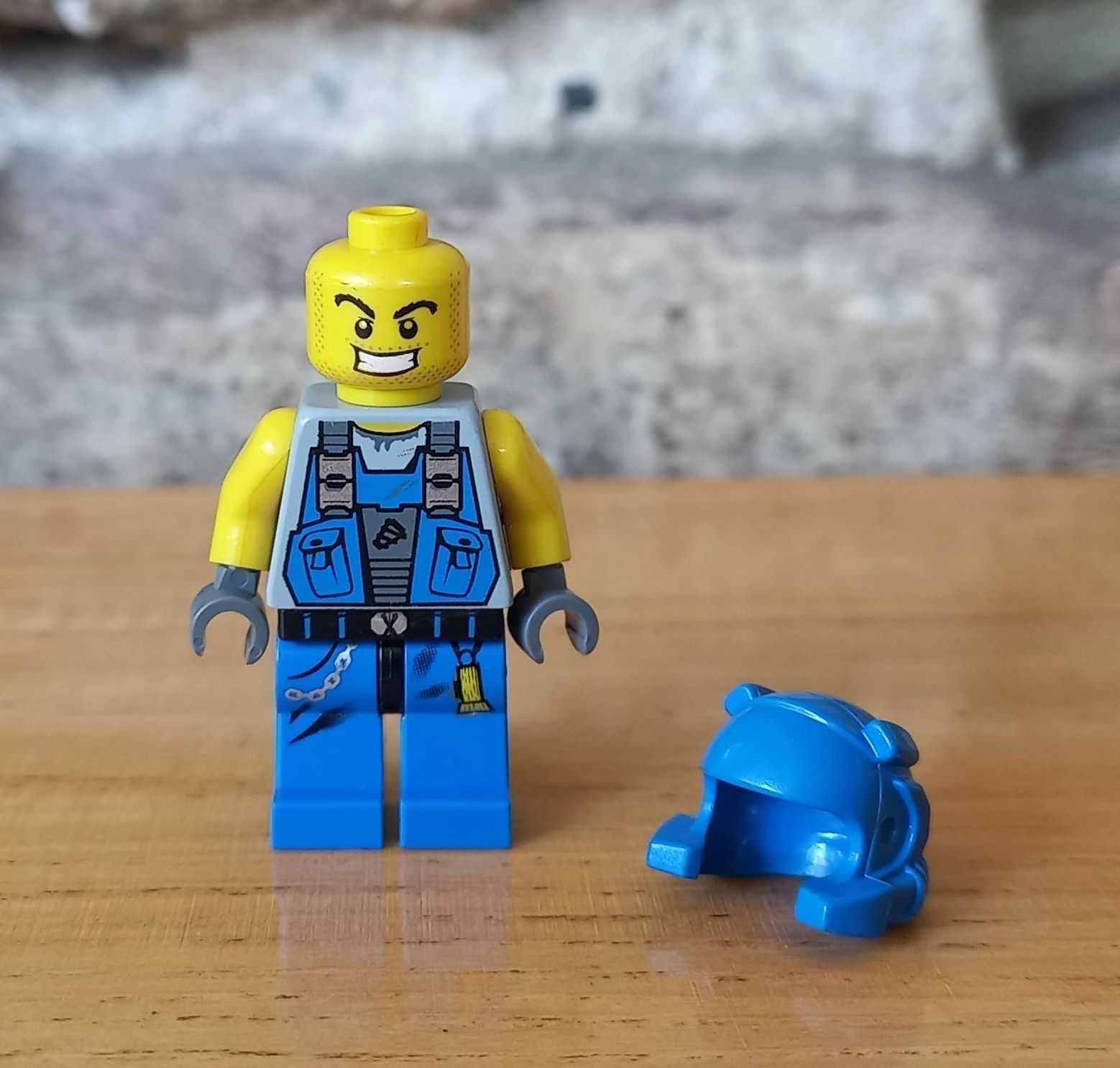 Lego Power Miners - Minifigurka pm006 - Power Miner
