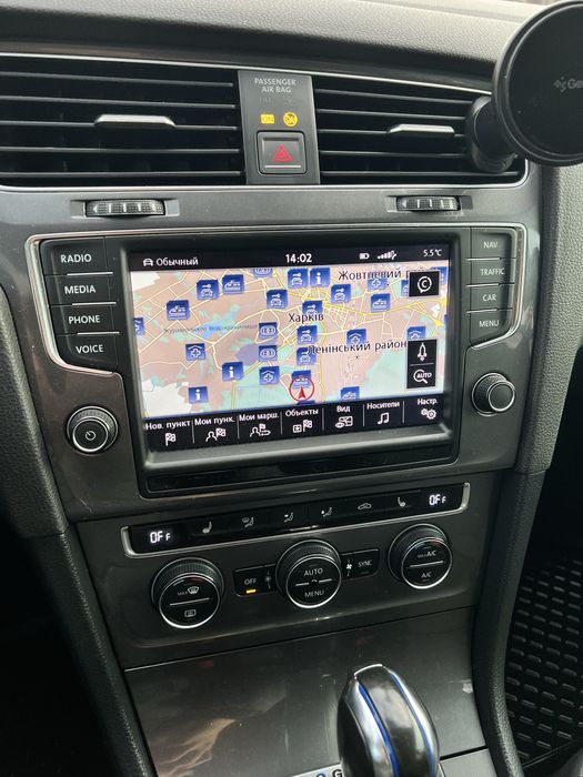 Продам Volkswagen E-Golf 2014 года 24 квт