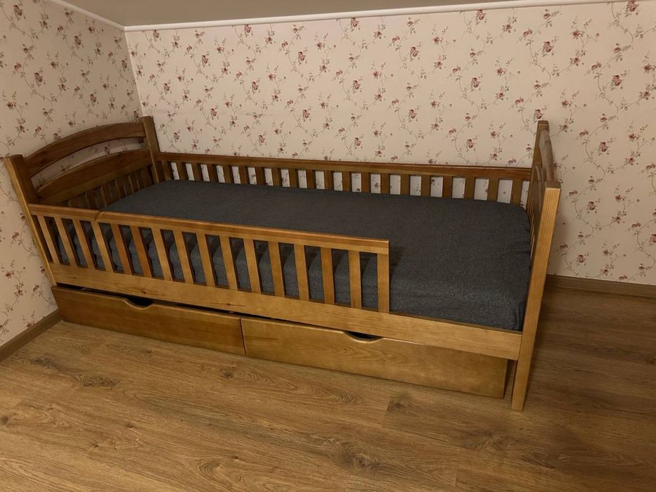 Продам підліткове ліжко