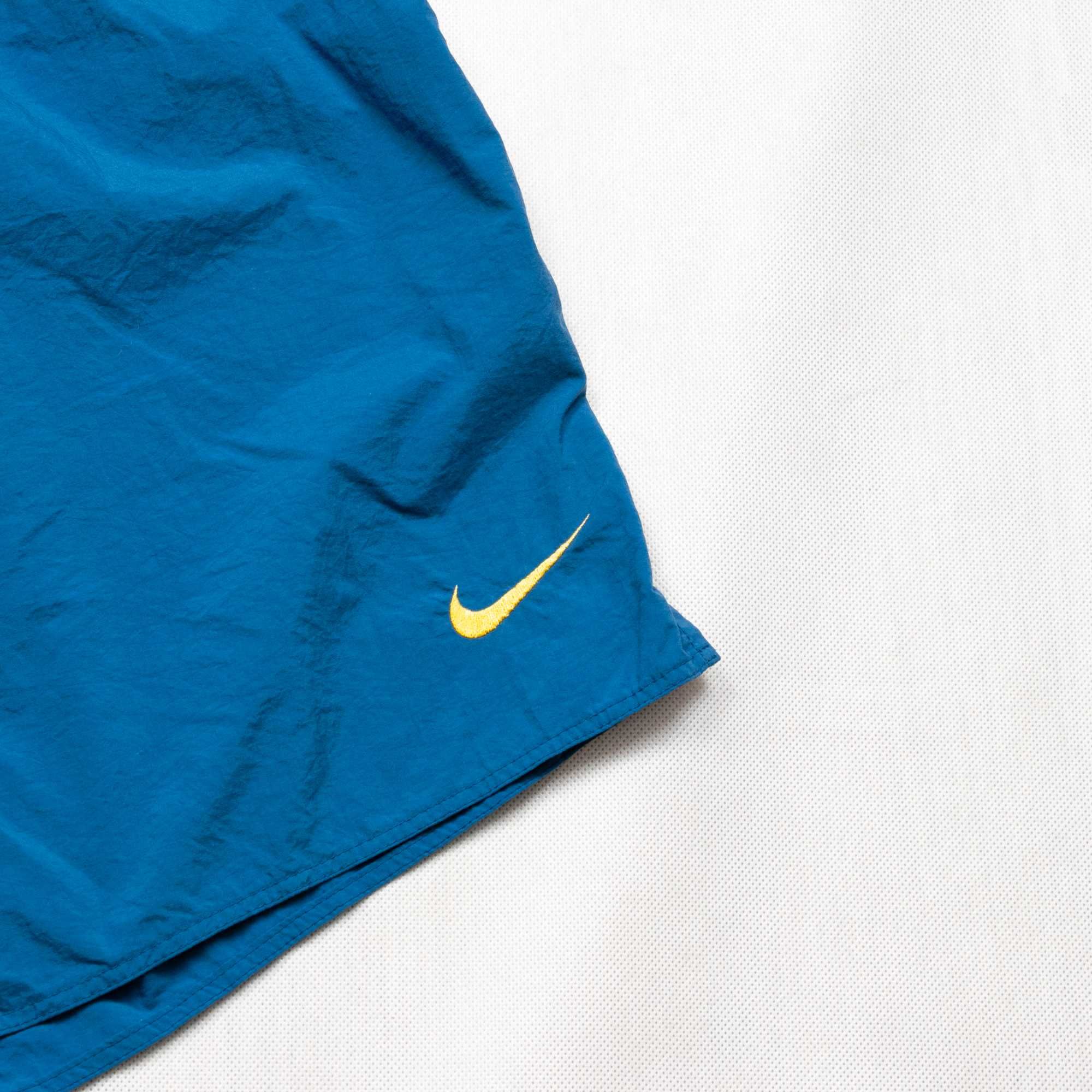 Nike 90's big swoosh shorty sportowe L