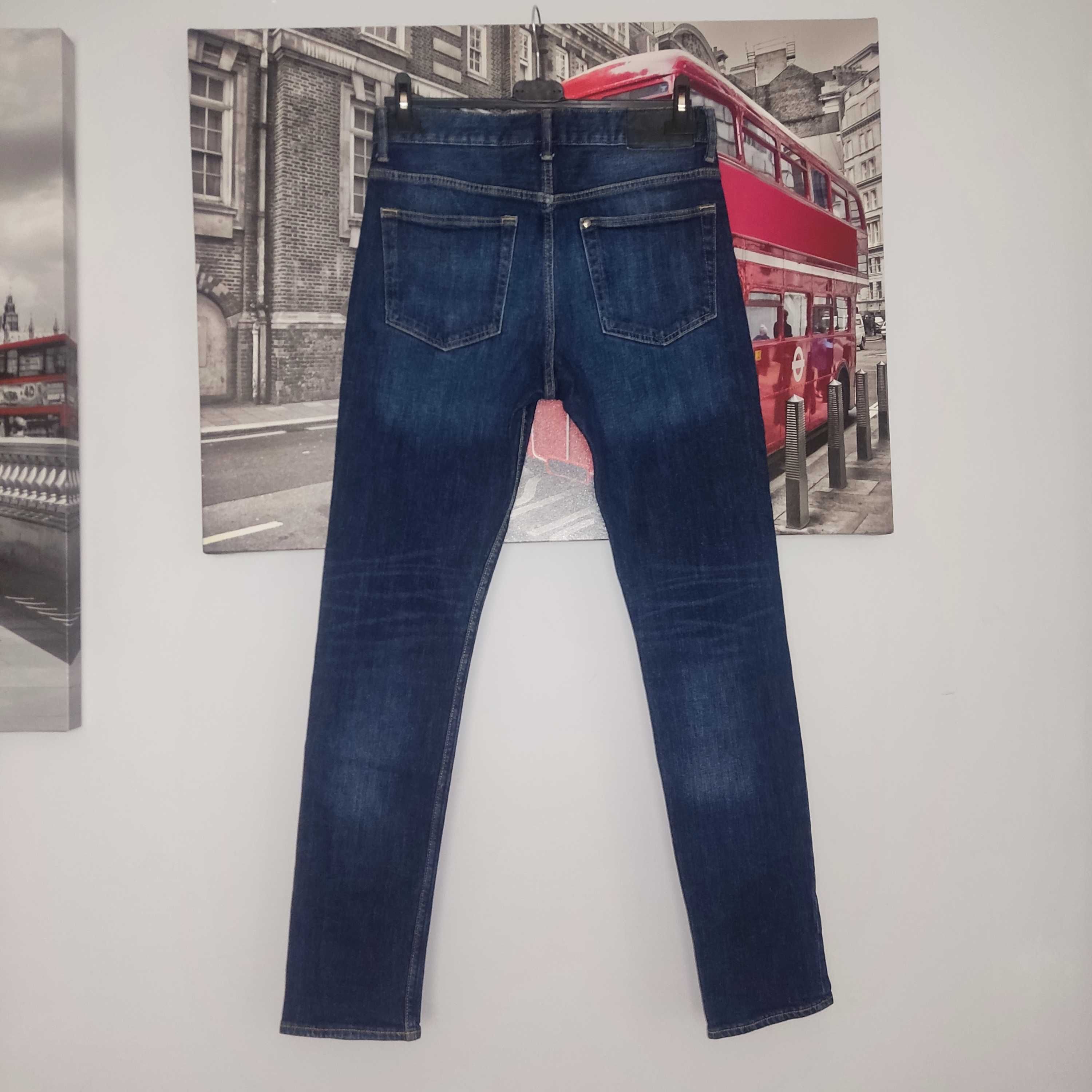Dżinsy męskie
S  Slim Denim