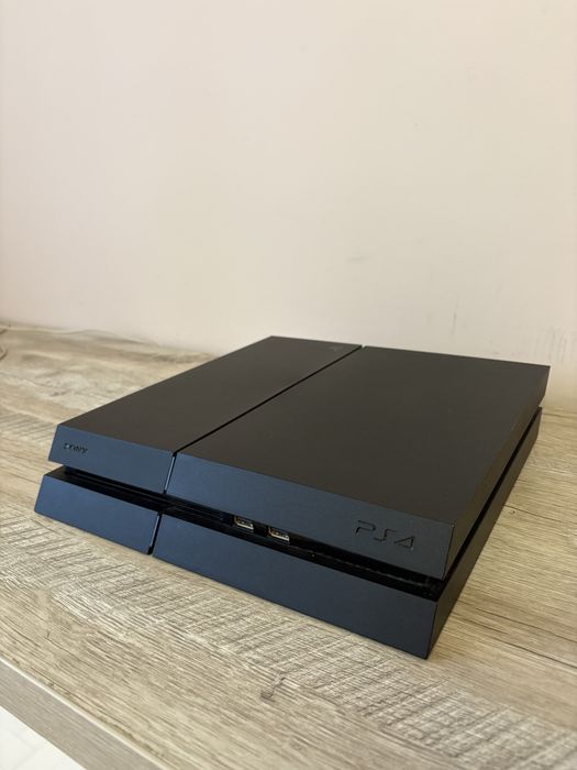playstation 4 fat