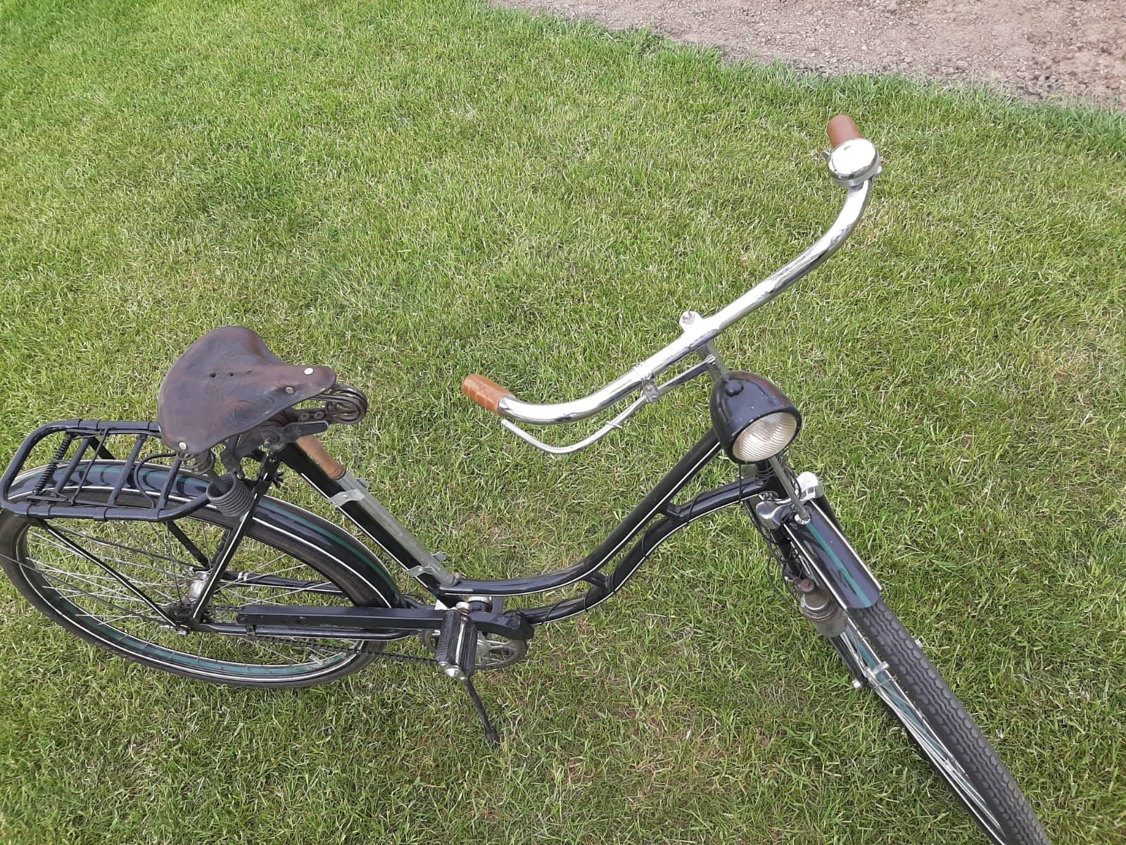 Stary rower, odrestaurowany, sprawny