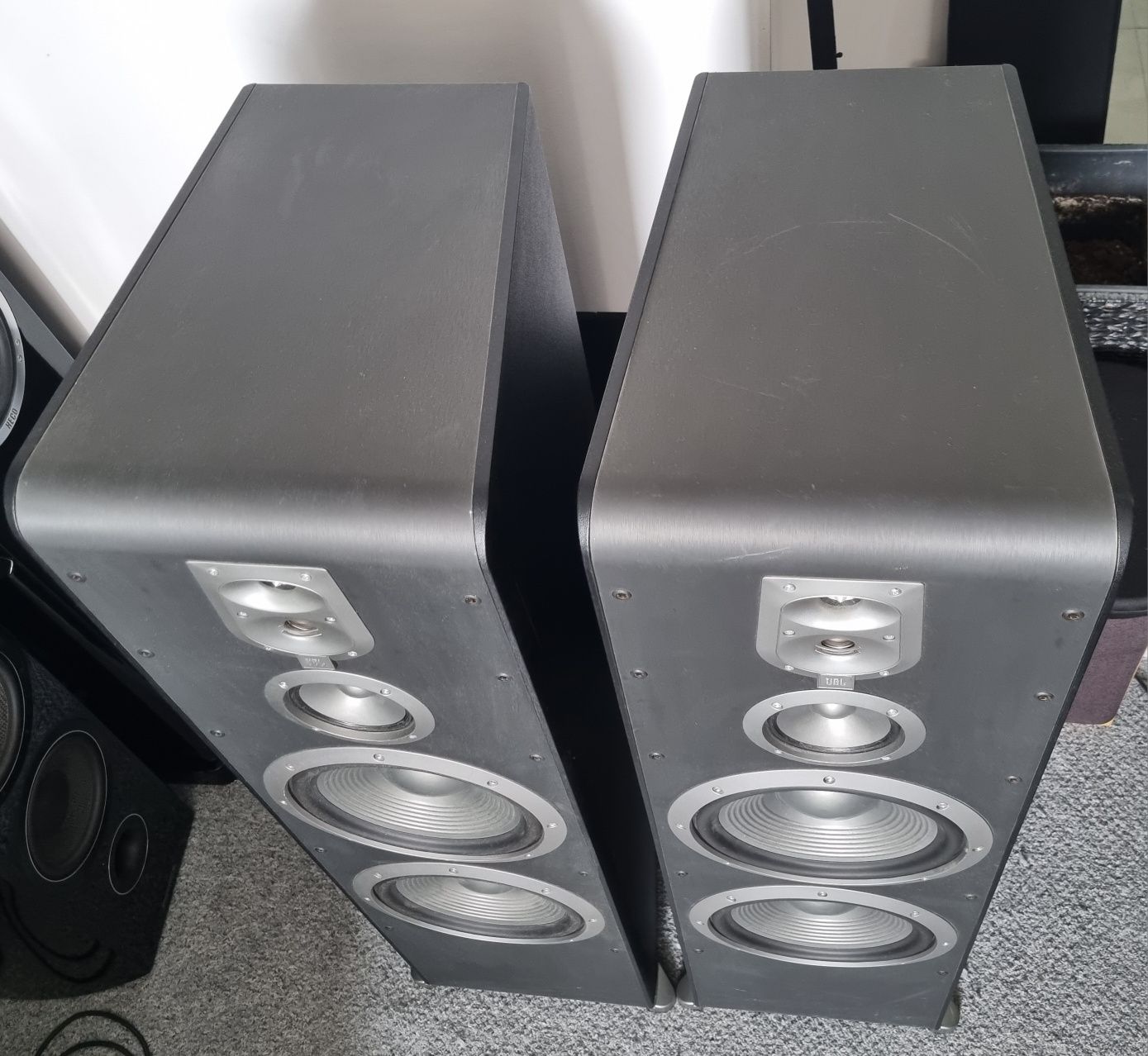 Kolumny Jbl es100