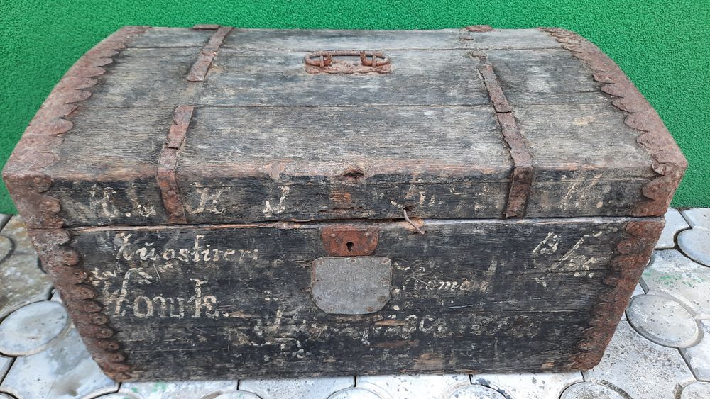 Інструмент по дереву - півфуганок