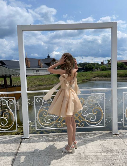 Випускна сукня.