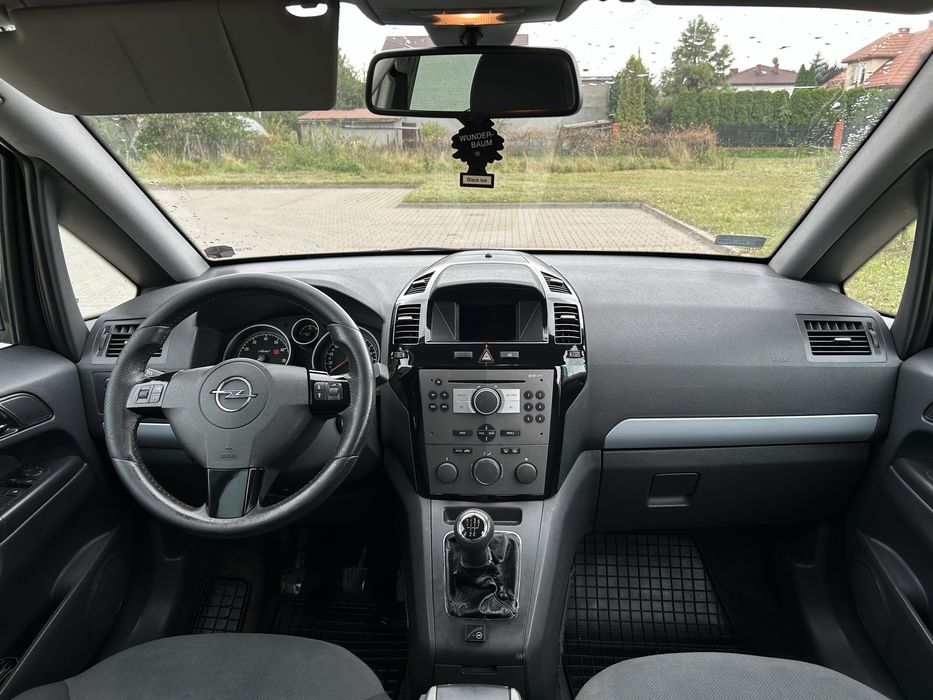 Opel Zafira B 1.8 benzyna 7osobowa
