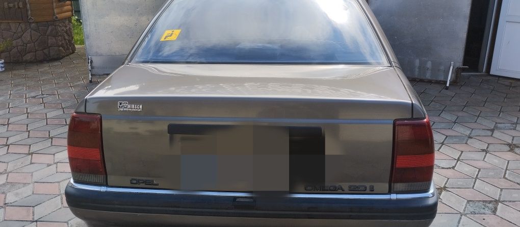 Опель Омега 1991рік.2.0    650$    договірна