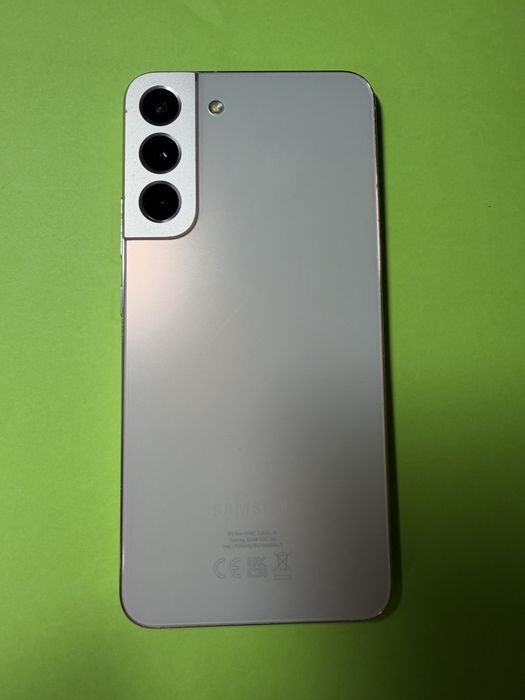 Samsung Galaxy S22 Plus S22+