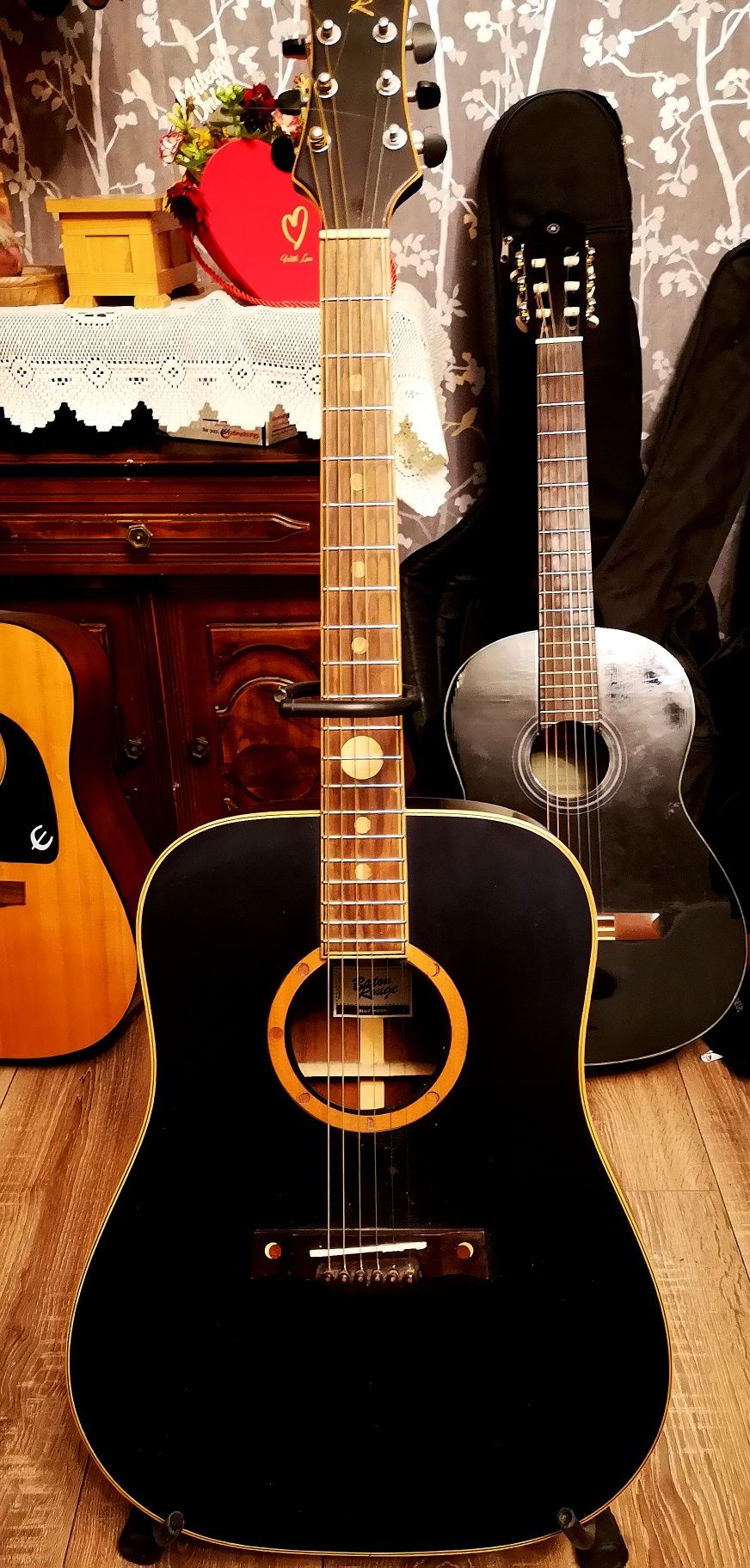 Gitara akustyczna Baton Rogue