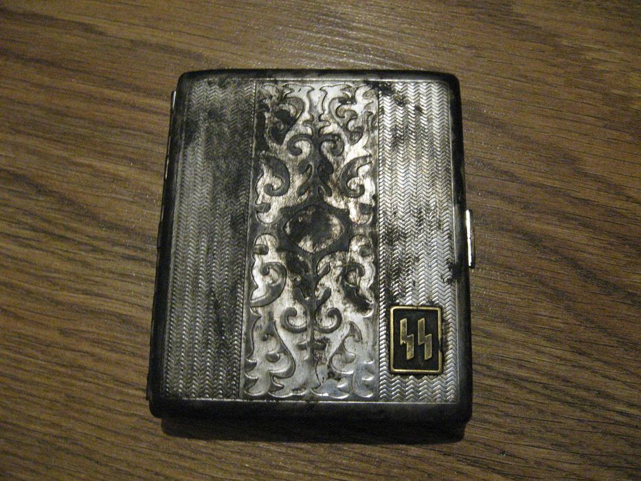 Niemiecka papierośnica 2 wojna