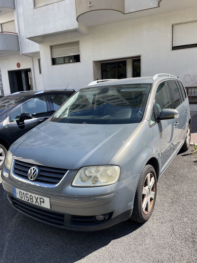 VW Touran 2004. 284000km