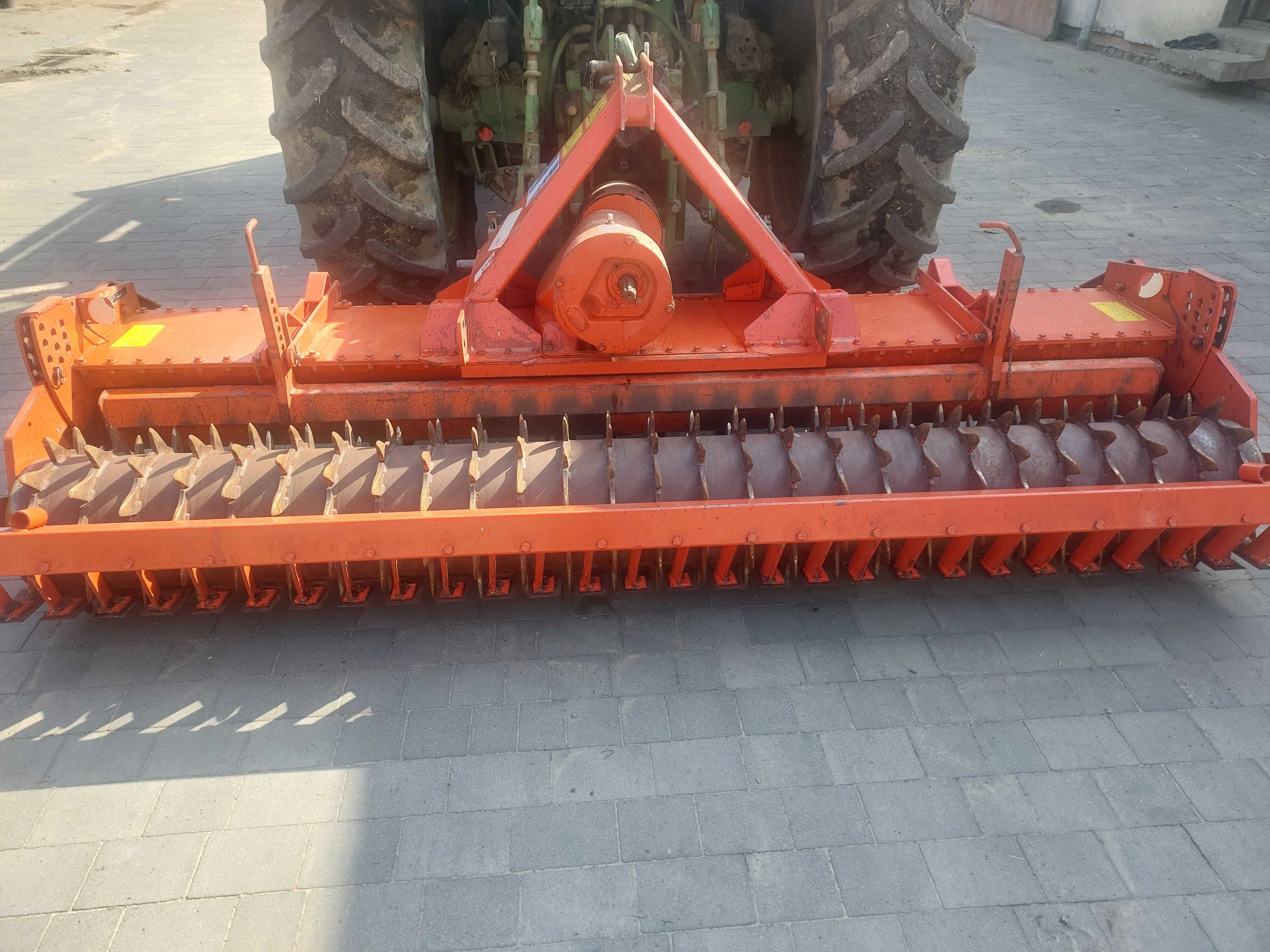 Agregat Brona aktywna wirowa Kuhn HRB 302 D