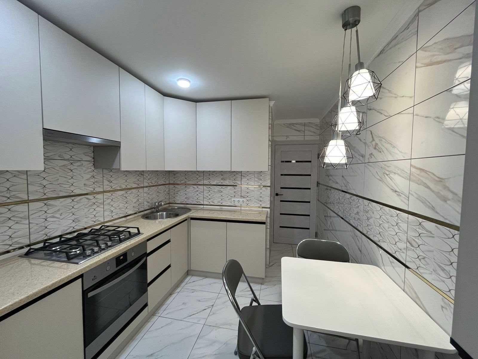 ID:12134
продаж 2 кімнатної квартири на Озерній