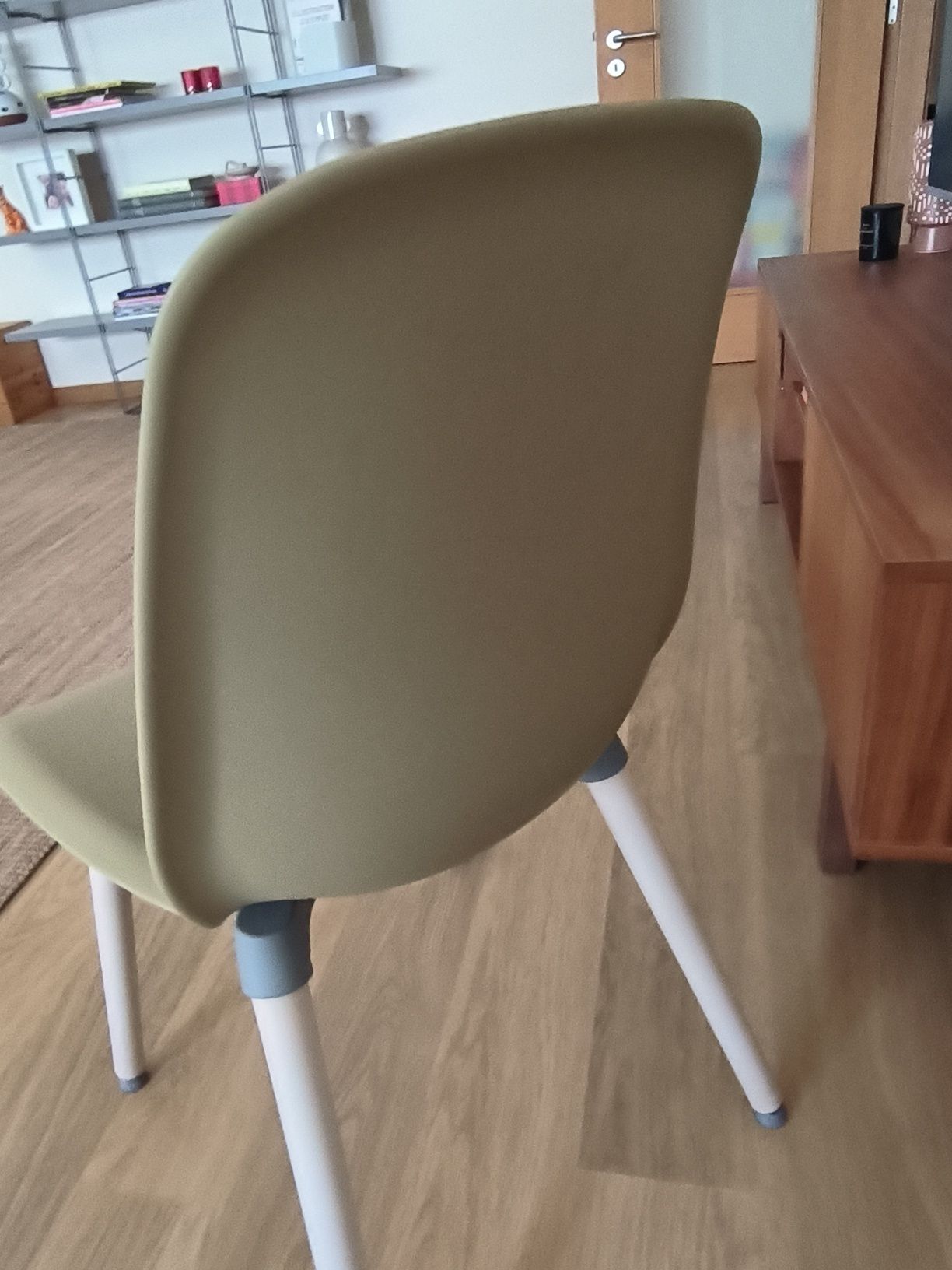 Cadeira verde ikea