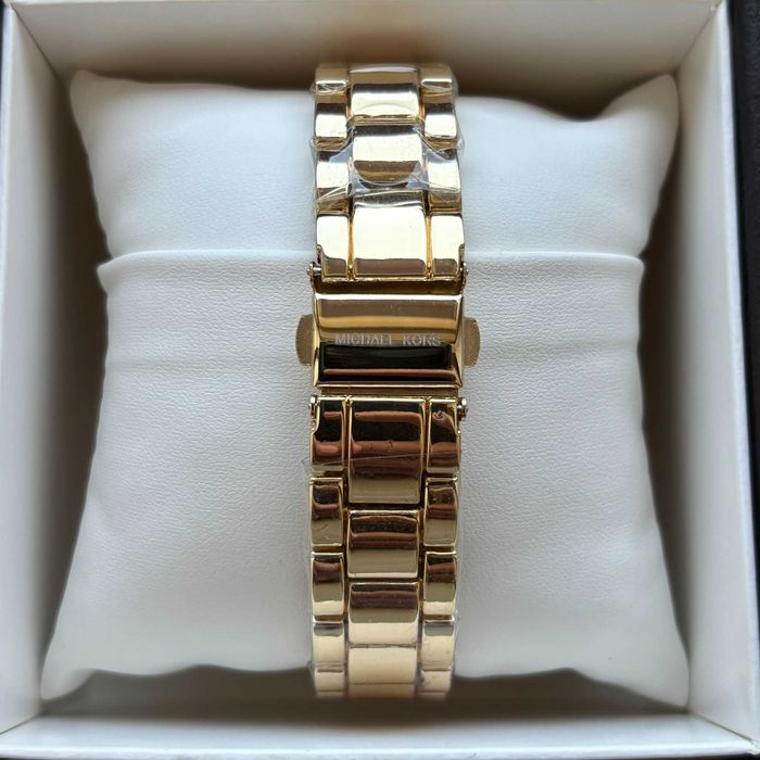 Топ! Жіночий годинник Michael Kors на браслеті золотого кольору