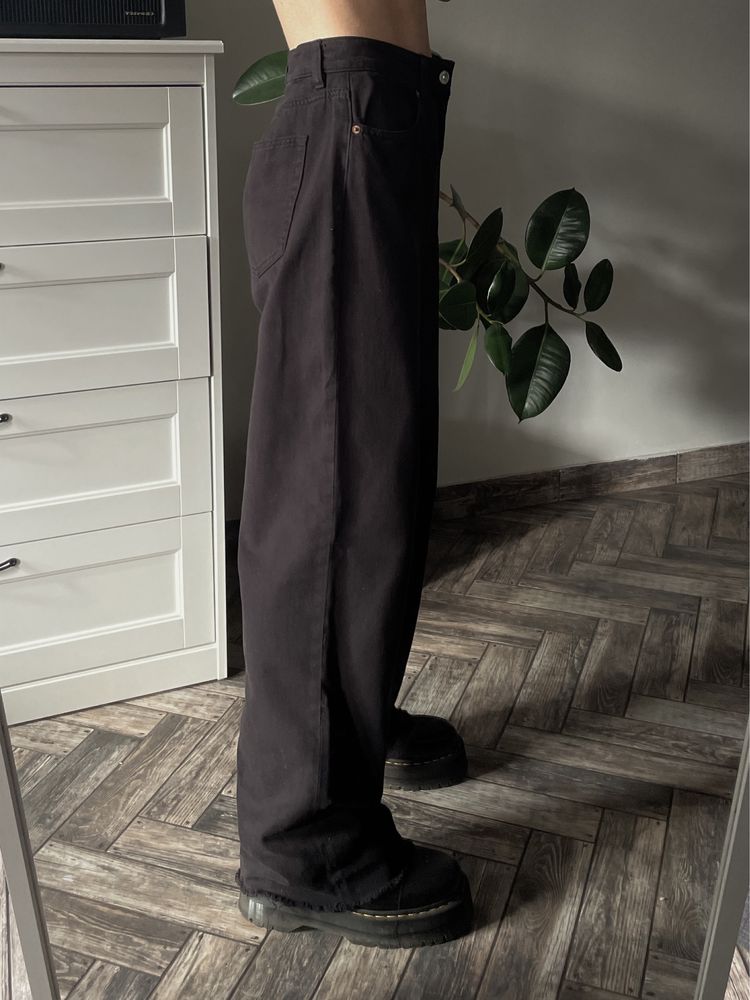 H&M широкі джинси кльош з високою посадкою