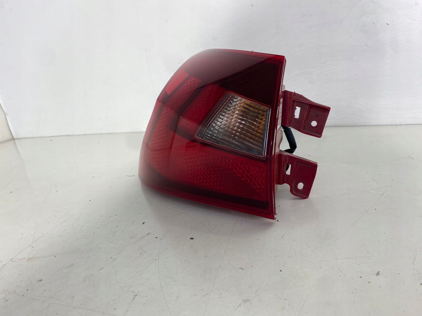 LAMPA LEWY TYŁ LEWA TYLNA HYUNDAI I20 III EU