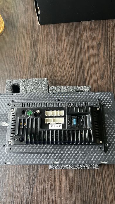 Продам андроид магнитолу  10 дюймов