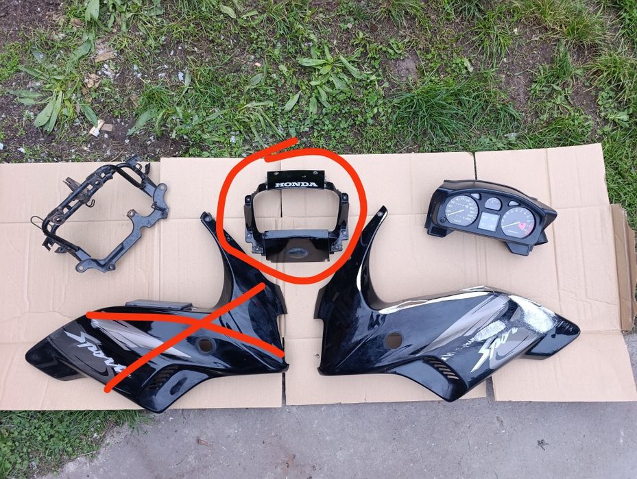 Продам частини пластику honda cb 500 приборна панель