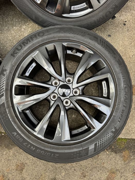 Зимові шини 215 55 R17 Kumho Passat B8 Superb Niro Kona Optima Sonata