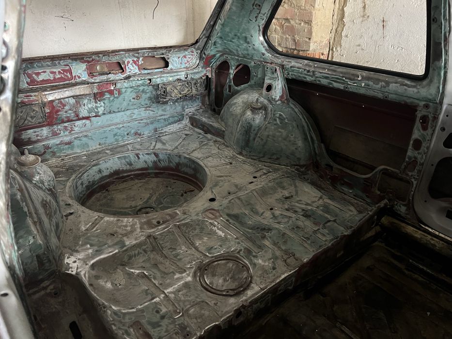 Volkswagen Golf 1 mk1 запчастини
