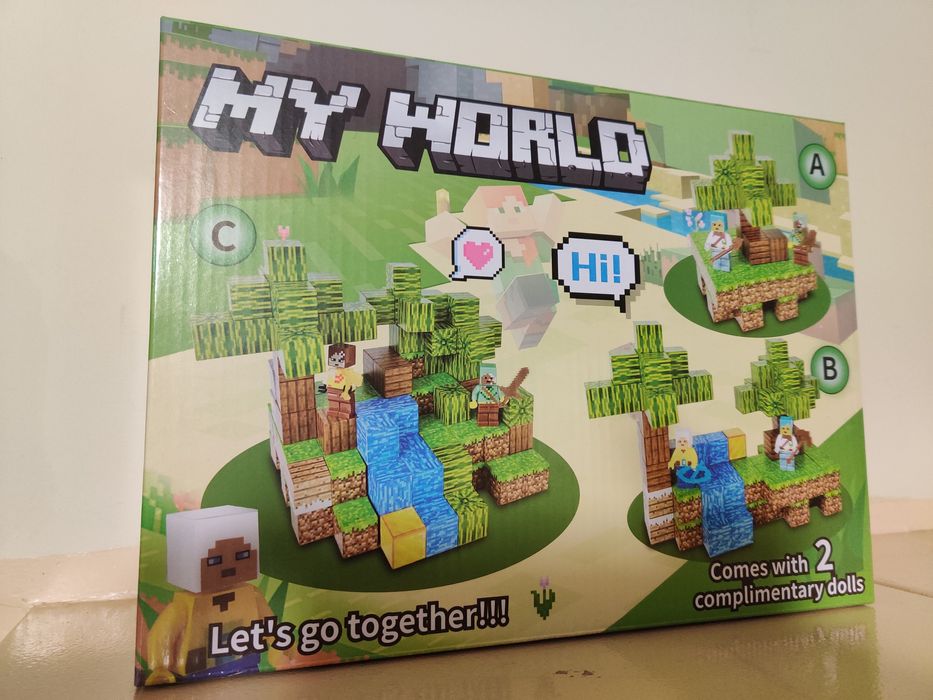 Dwa zestawy klocków magnetycznych Minecraft