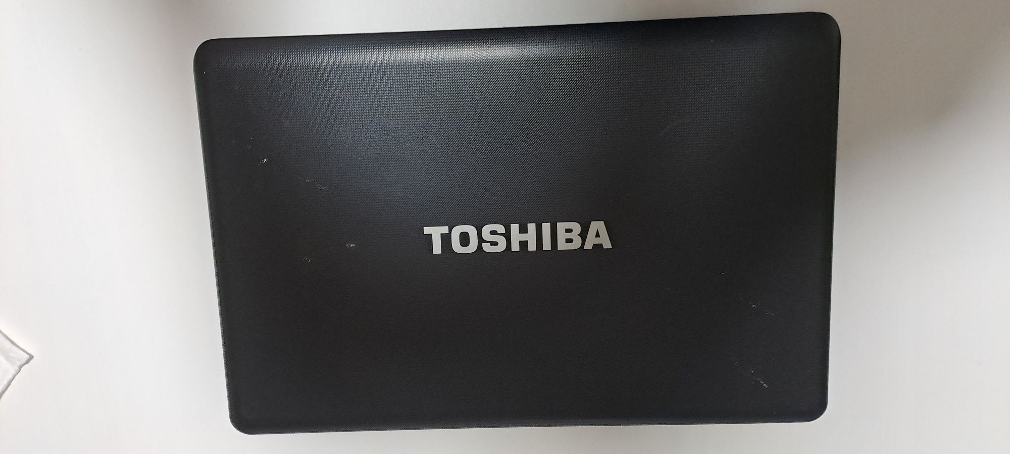 Toshiba satellite C660-28T (para peças)