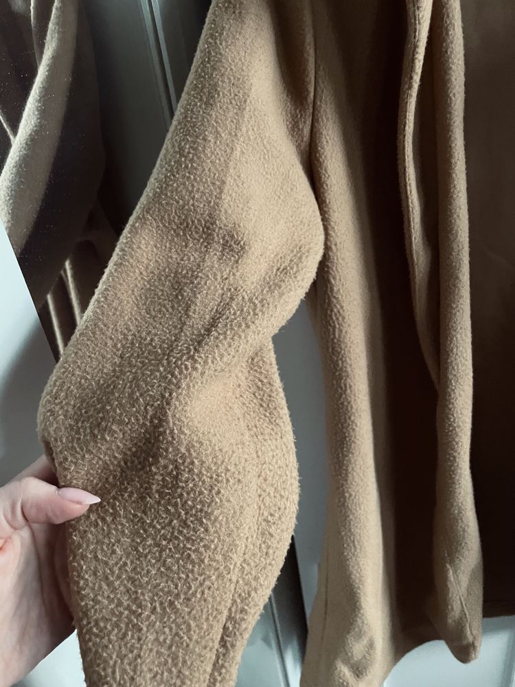 Sweterkowy płaszczyk długa narzutka kardigan one size karmelowy