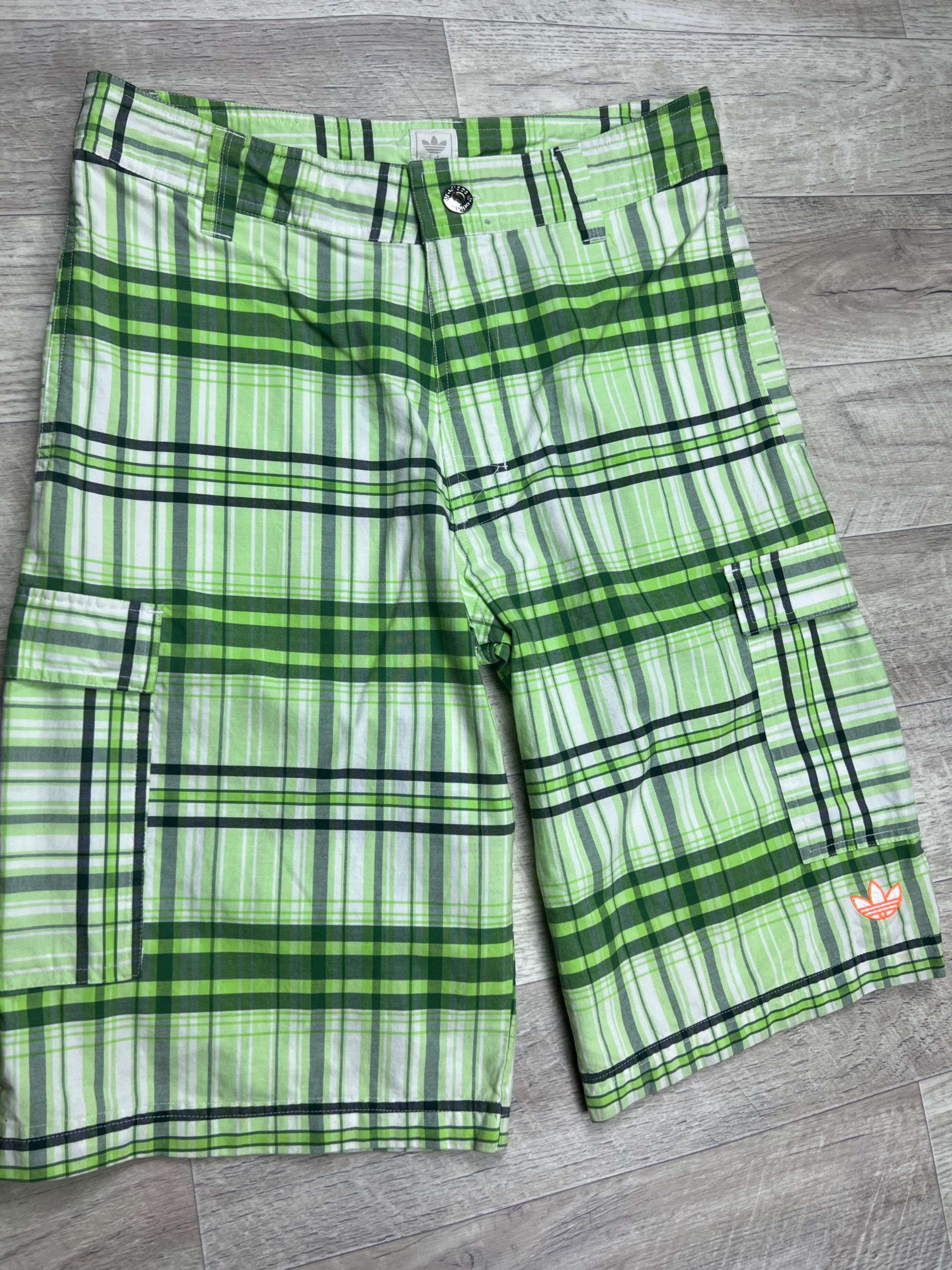 Adidas loose fit шорты M размер 32 с этикеткой клетчатые зеленые