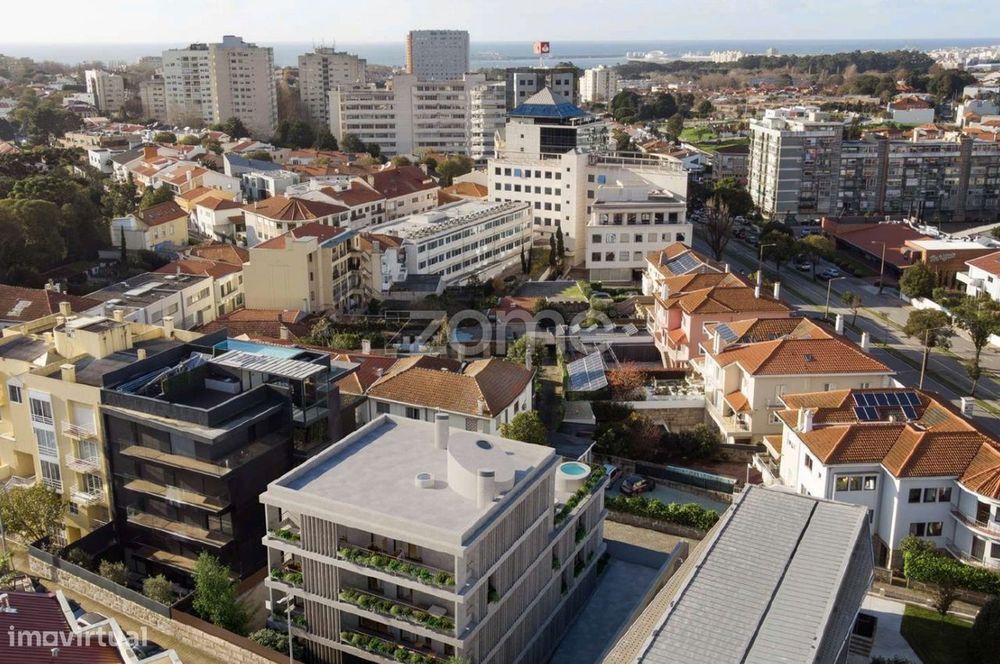 Apartamento T3 ao Parque Cidade Porto Jardim 200 m2 B