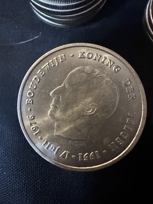 Srebrne Monety 250 Franków Belgijskich (1976) w cenie kruszcu