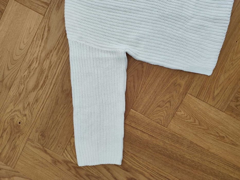 Nowy sweter damski 38/40/42 M/L/XL śmietankowy biały oversize
